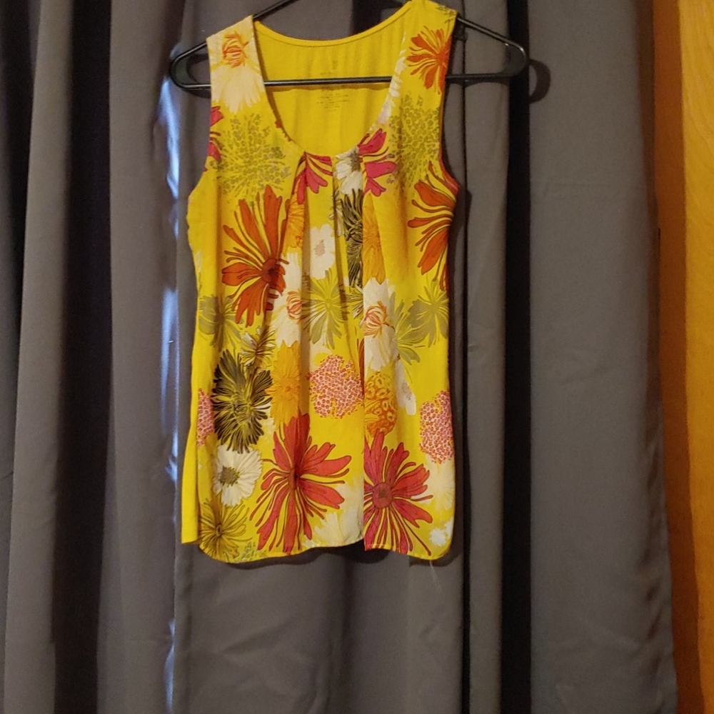 Tank - Picture 2 of 2